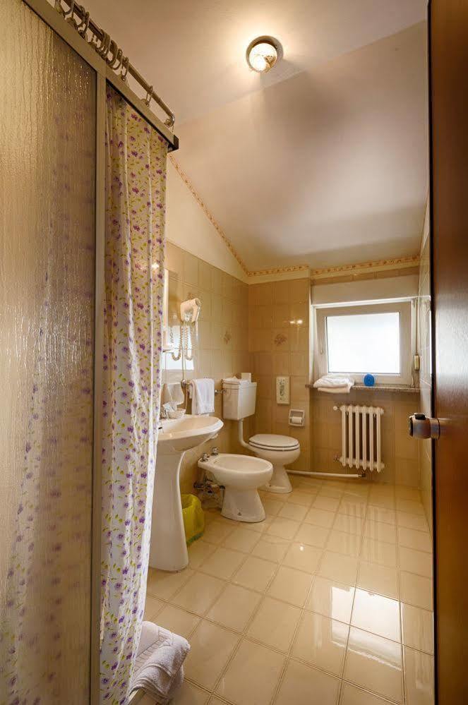 Albergo Mancuso Del Voison Aosta Exterior photo